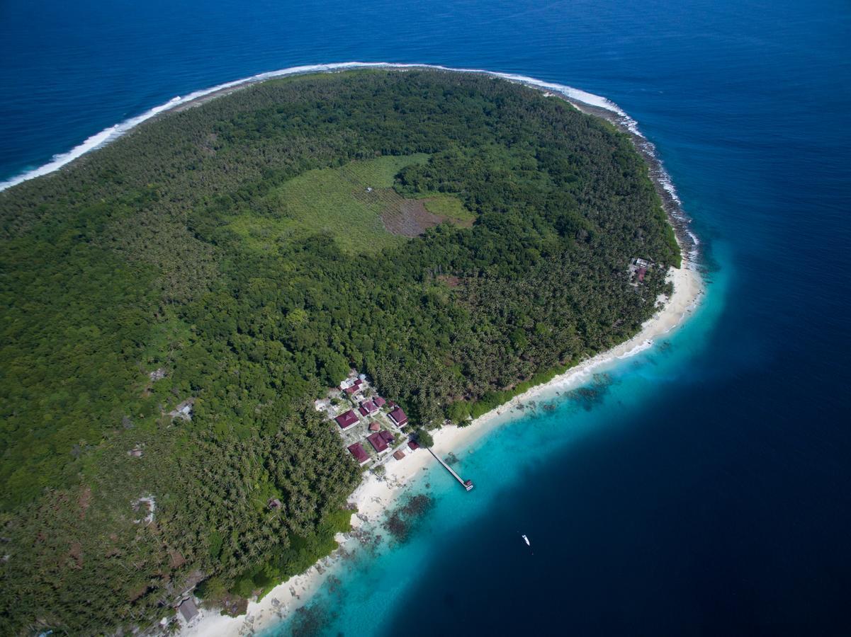 Puri Asu Resort Palau Asu エクステリア 写真